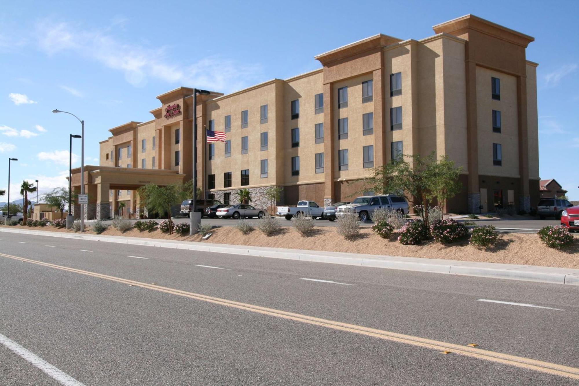 Hampton Inn And Suites Barstow Exterior photo